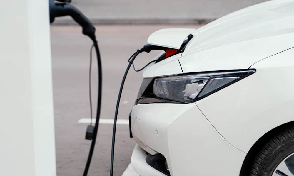 potencia se necesita para un cargador de coche eléctrico