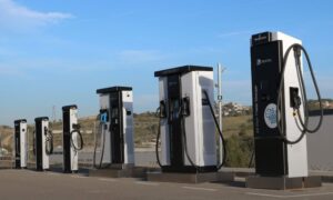 Recarga para vehículos eléctricos en Perú